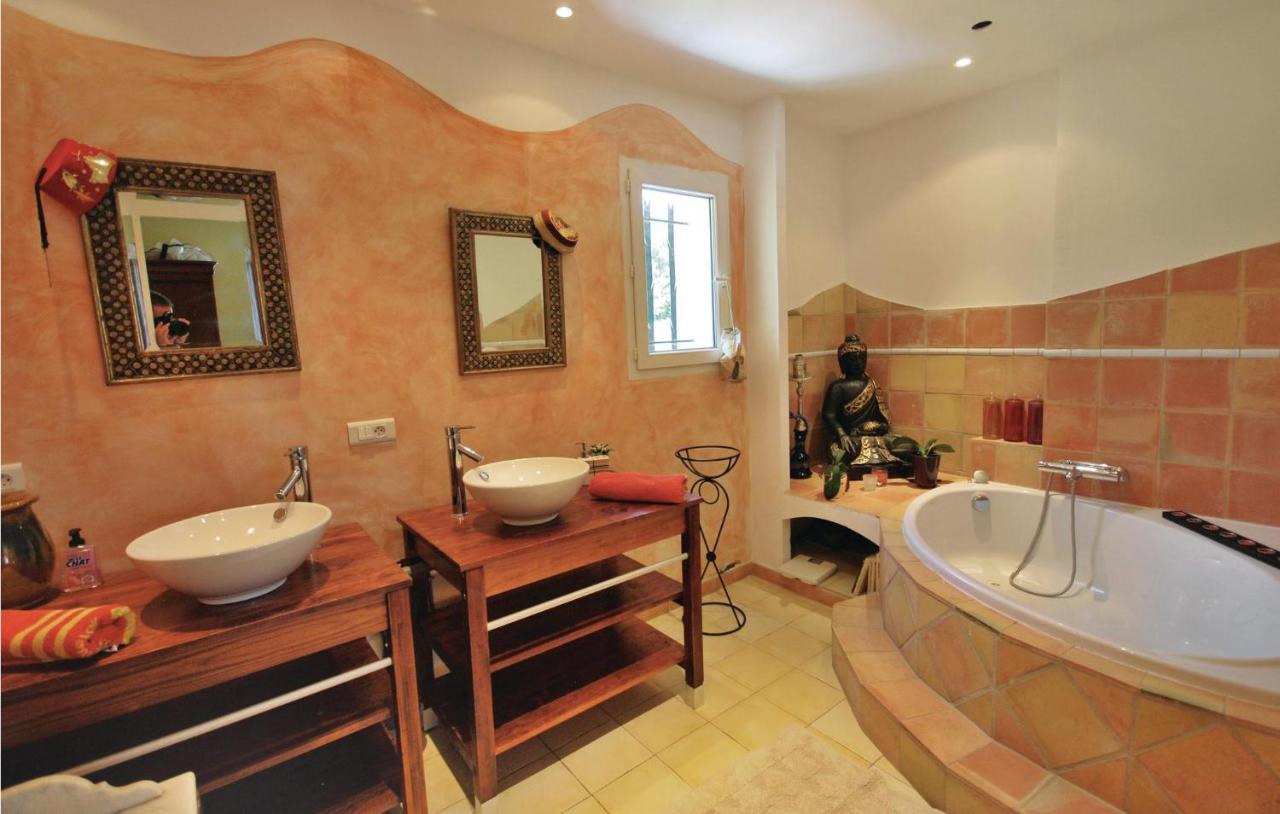 Amazing Home In Salernes With Wifi Exterior photo